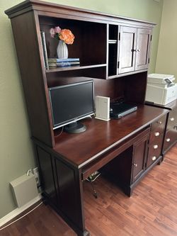 Real Wood Computer Desk & Hutch