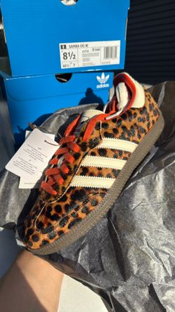 Samba Red leopard “cheetah”