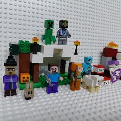 Lego Minecraft Minifigures (lot 61)