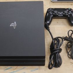 Used Sony PlayStation 4 Pro - 1TB 