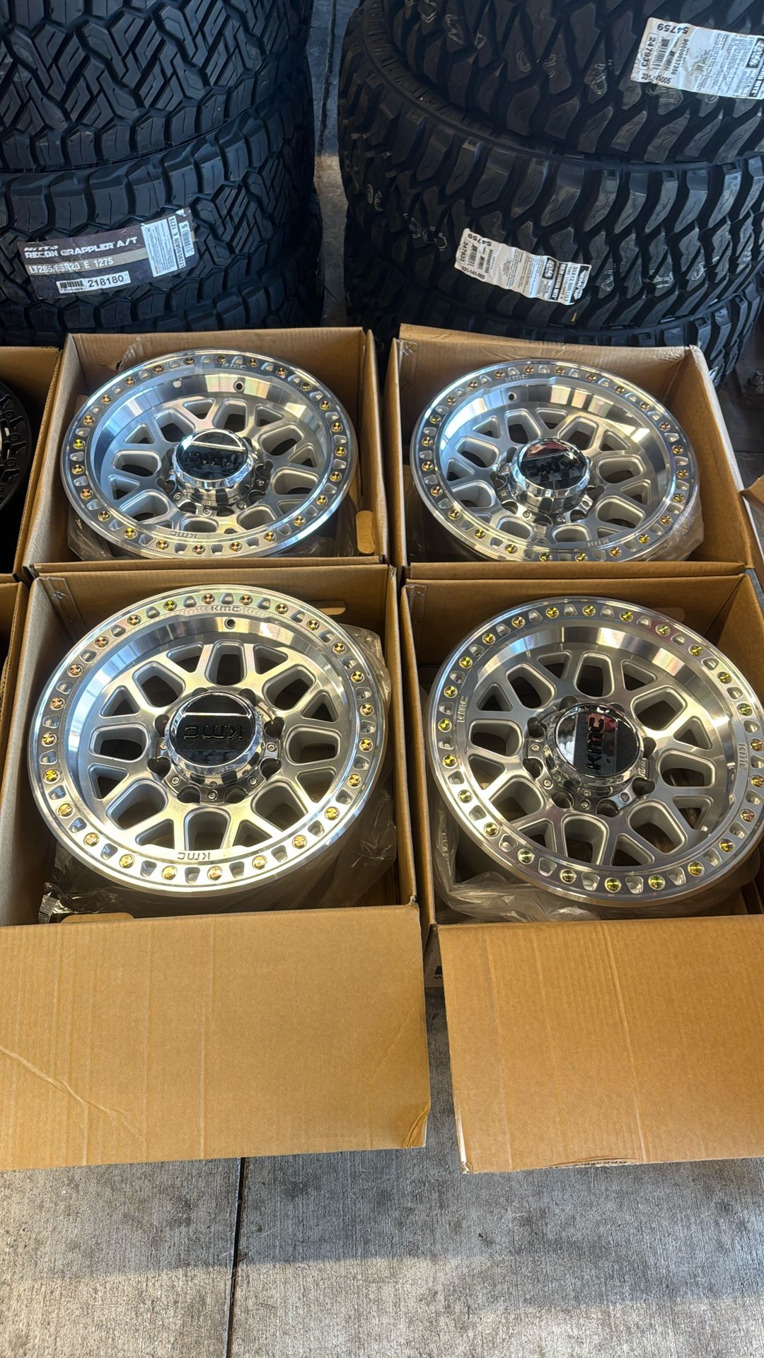 Kmc 17x9 8x165