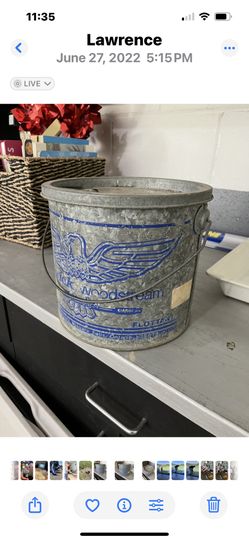 Vintage Fenwick Woodstream Minnow Bait Bucket