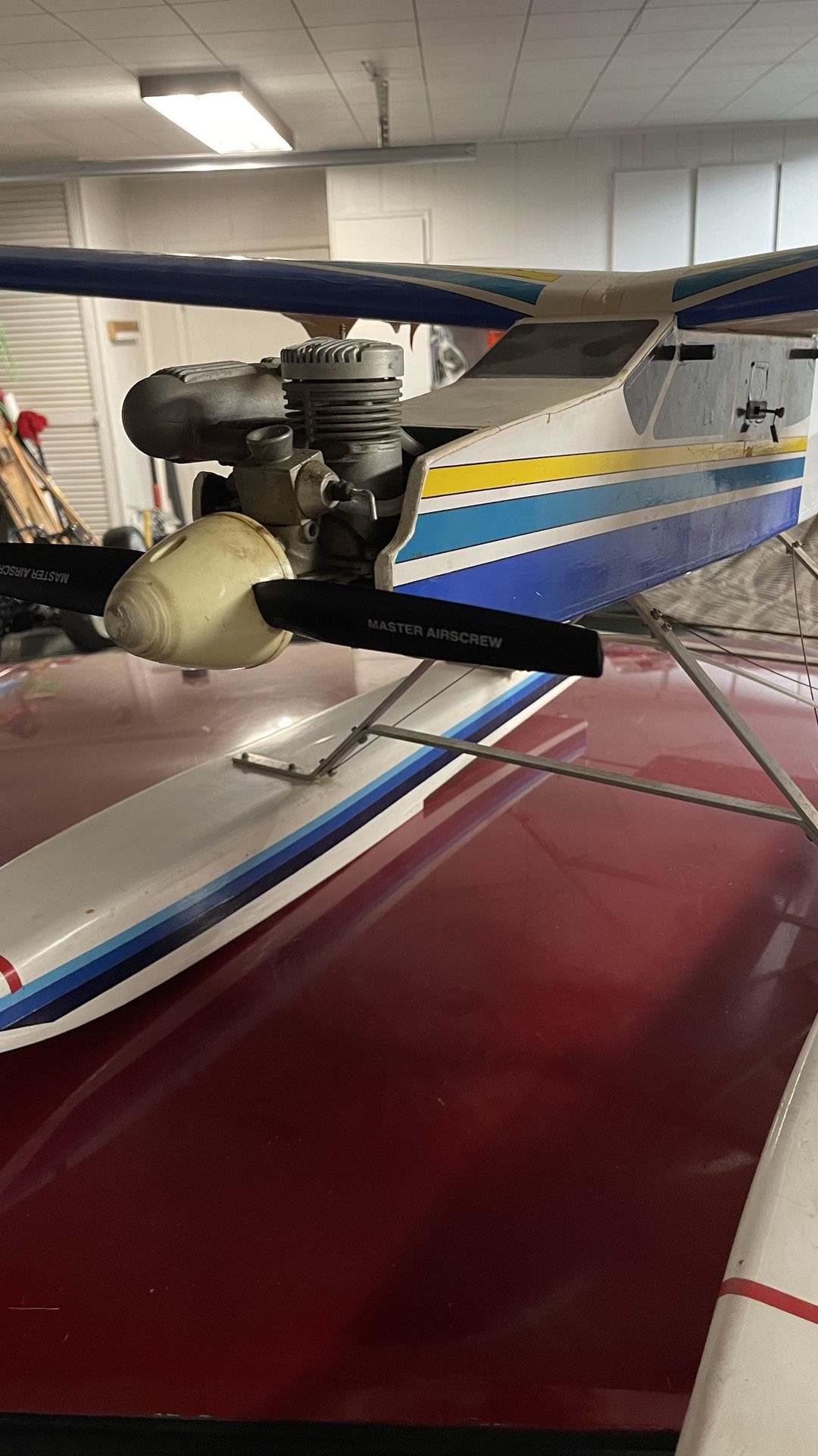 Nitro Trainer Type Float Plane