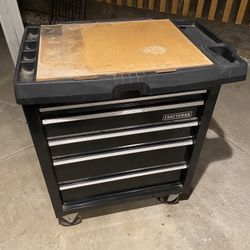 Craftsman Rolling  Tools Cart With Electric Outlet 
