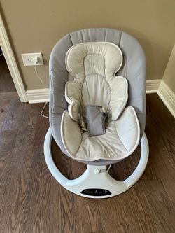 Like New Electric Baby Swing Rocker with 5 Speed Settings