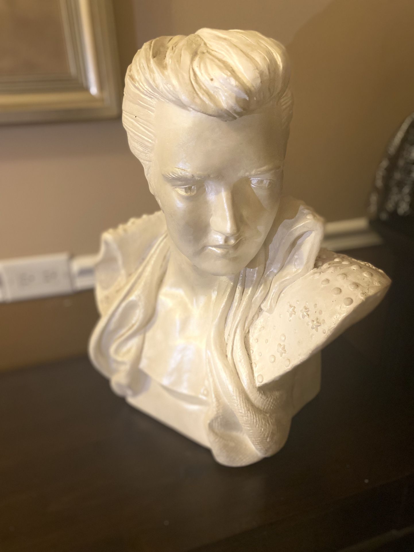 Elvis presley Skulpture 