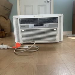 6000 BTU Air Conditioner