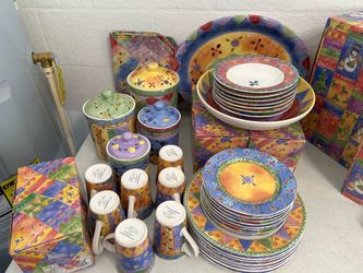 Sweet shop set of dishes