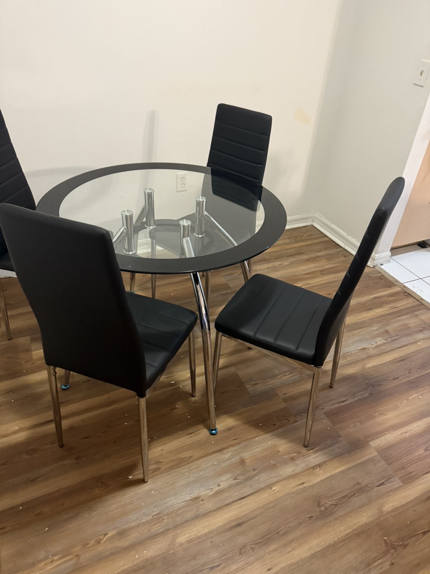 Dinner Room Table With 4 Chairs All New Furniture And Free Delivery
