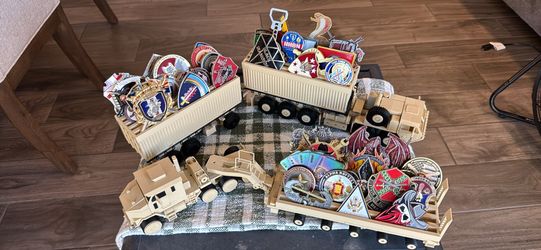 Military Challenge Coin Racks