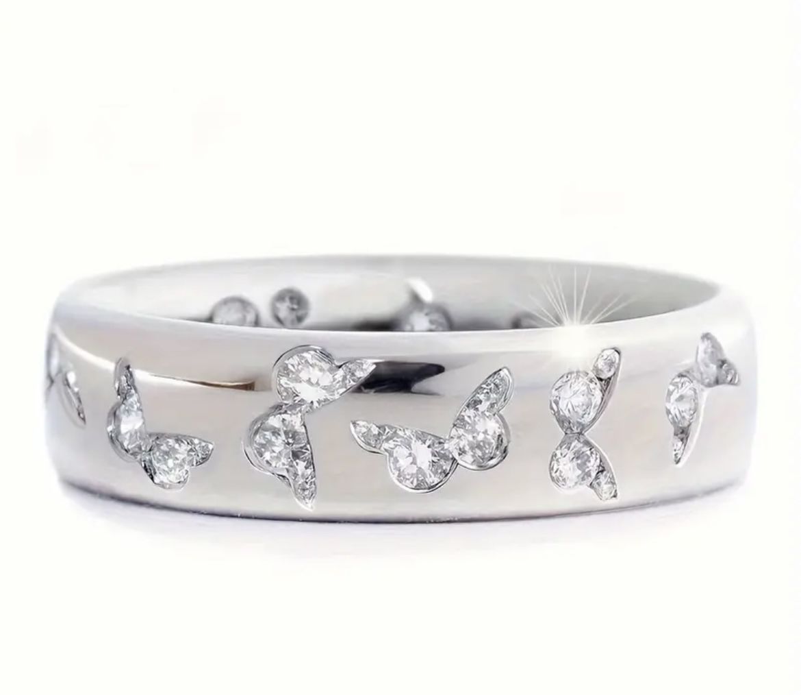 Gorgeous Butterfly Ring