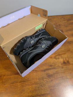 Sketchers Sneakers