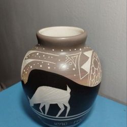 SIGNED/ NUMBERED BELLISON POTTERY ART VASE 6.5"×6" - M09
