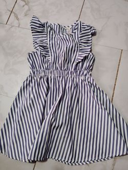 Dresses 2t3t4t