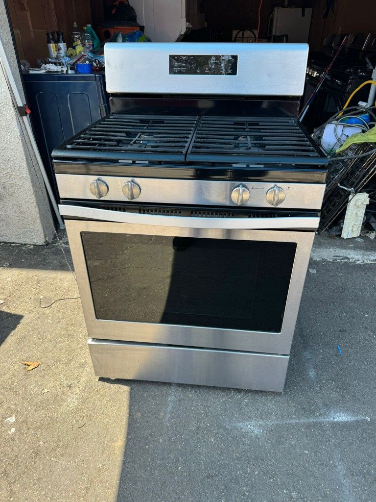 LIKE NEW !! WHIRLPOOL 30" STAINLESS STEEL 4 BURNER GAS STOVE WITH CONVECTION OVEN 
