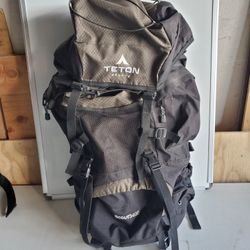 TETON Sports Scout 3400 Internal Frame Backpack
