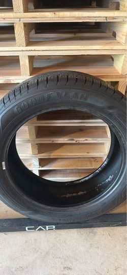 Goodyear 235/55R20 tires MaxLife Assurance