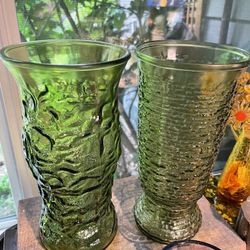 1 Mcm by hocking avocado green textured glass Vase 🏺 1 Eo Brody Green Vase 🏺 . 