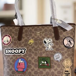 New Authentic Coach X Peanuts Snoopy City Tote in Signature Canvas with Patches CBJ91