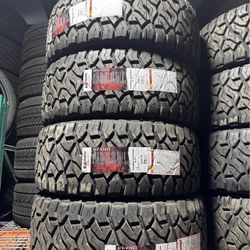 305/45/22 Venom Terra Hunter R/T Tires
