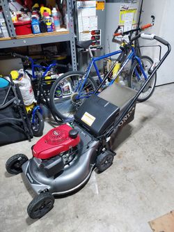 Honda Smart Drive Lawn Mower