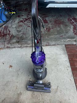 Dyson ball vacuum