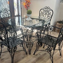Wrought Iron Table With Chairs 