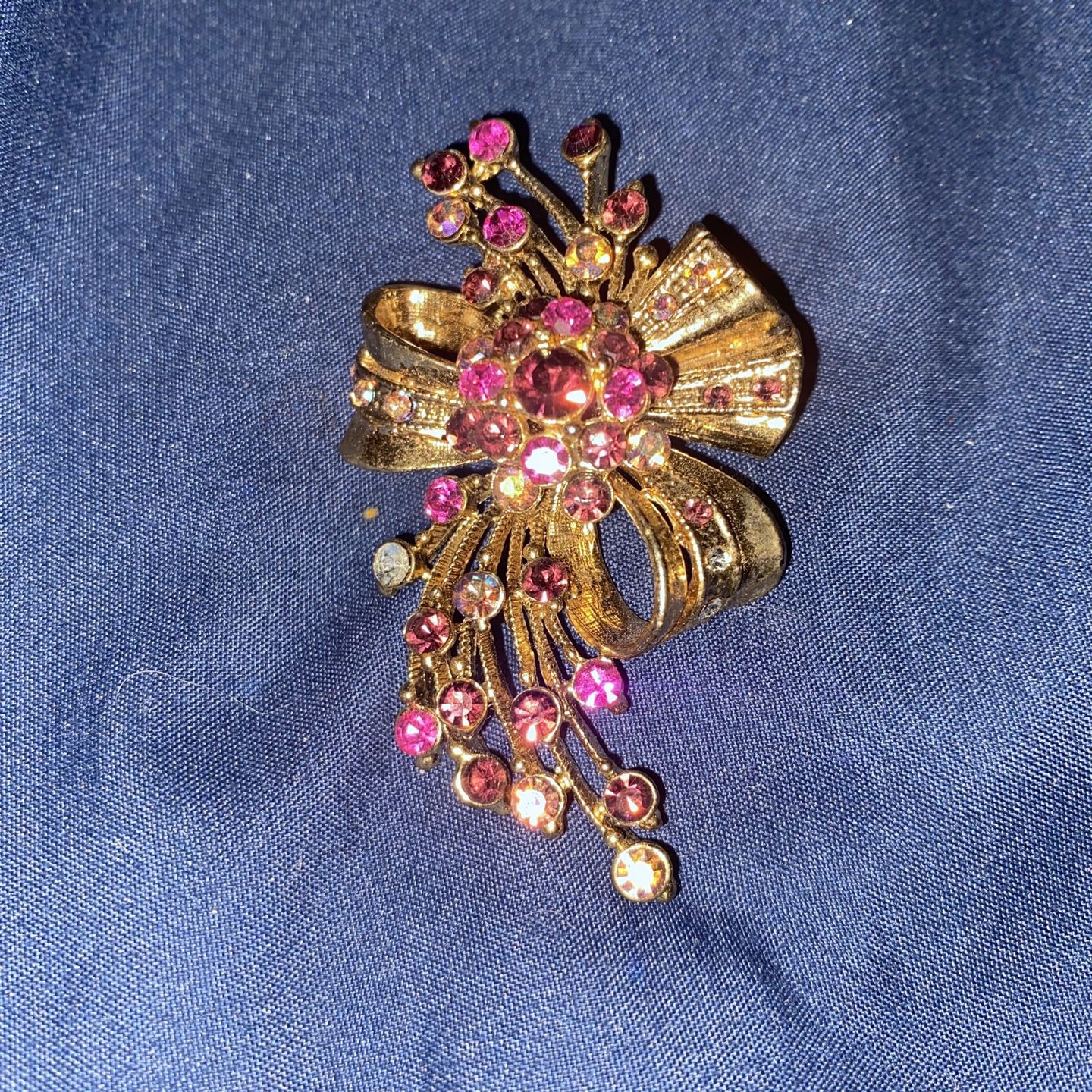 LV Brooch Pins for Sale in Waldorf, MD - OfferUp