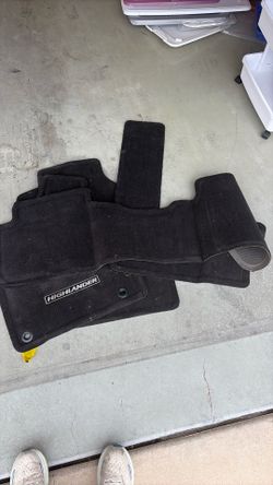 Full Set Highlander Floor Mats - FREE