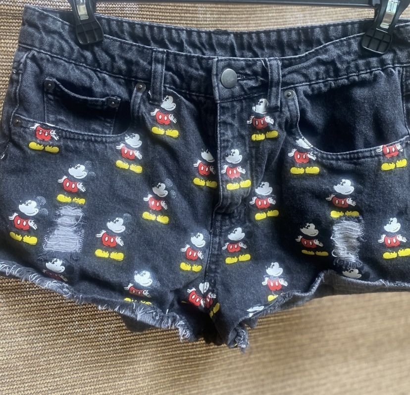 Mickey Mouse Shorts Size 28