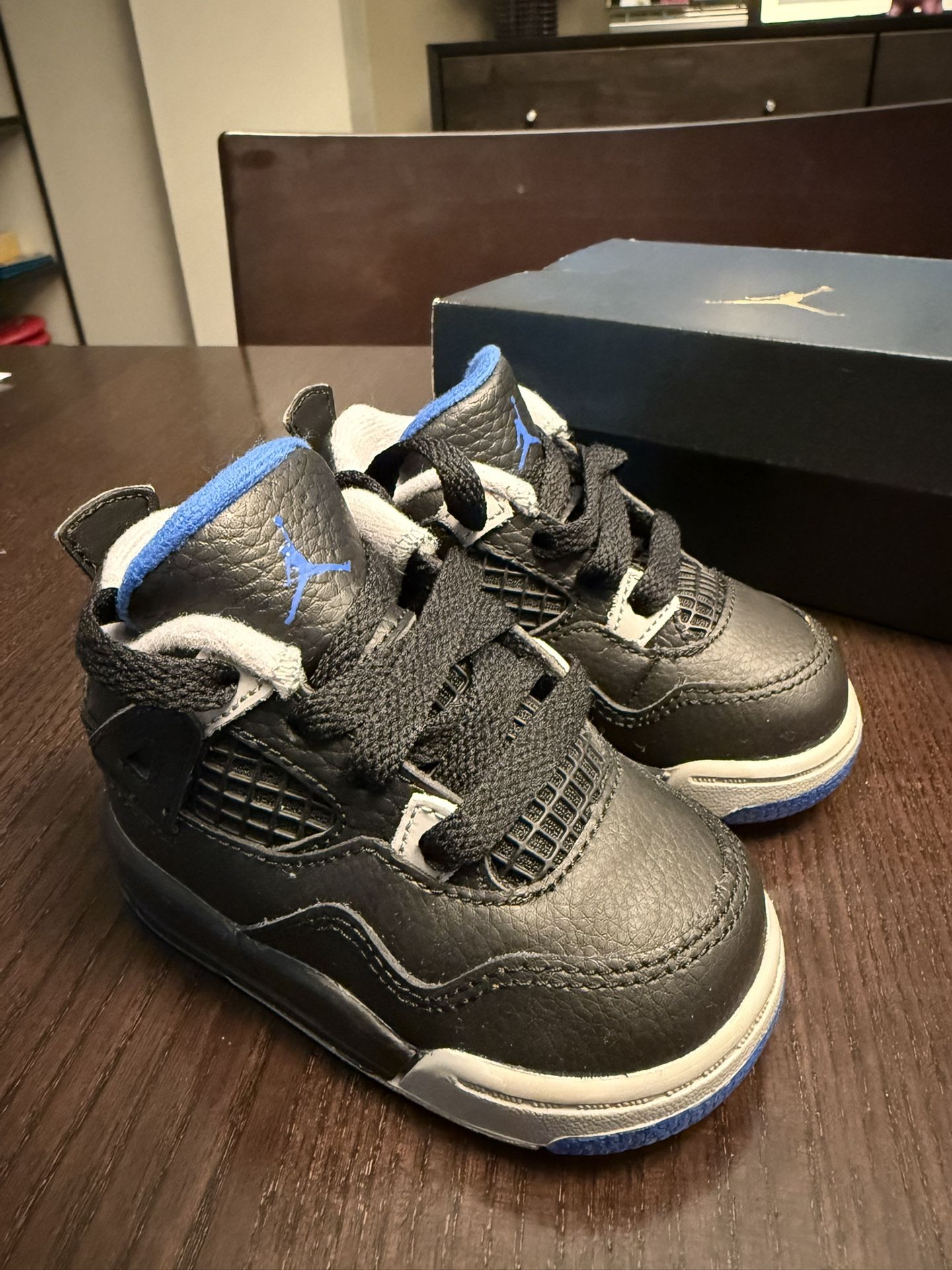 Jordan 4 Motorsport Alternate 