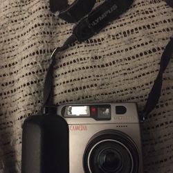  Nice Olympus digital zoom lens camera C 3000 only $35 firm