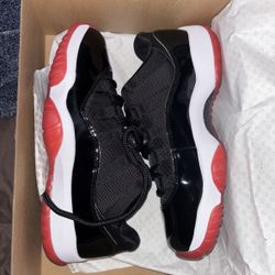Air Jordan 11 Bred Low Size 8M
