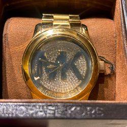 Woman’s MichaelKors Watch 