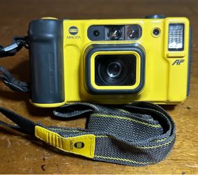 Minolta Vectis Weathermatic Dual 35mm Point & Shoot Rugged AF Film Camera