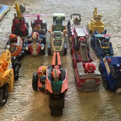 Paw Patrol Vehicles Pups And Bath Book