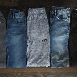 (5) Boys Size 12 Jeans/Pants/Sweats 