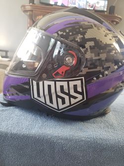 Voss helmet