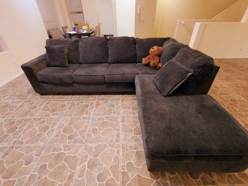 Black/Grey Sectional Couch