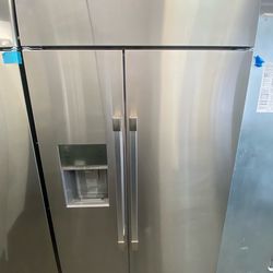 Dacor 42” Built in Side By Side Refrigerator