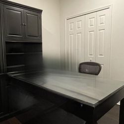 Black wood Thomasville home office desk.