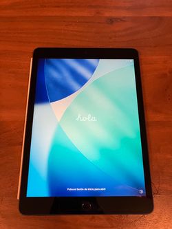iPad 8th Gen (A12, Space Gray, 32GB)