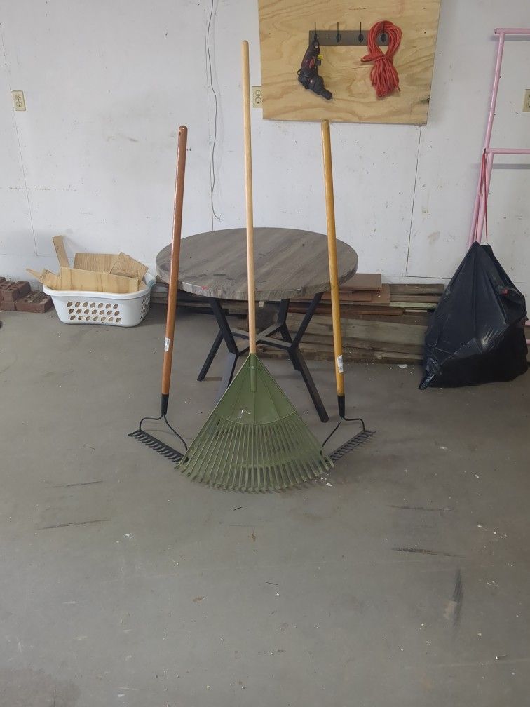 Rakes