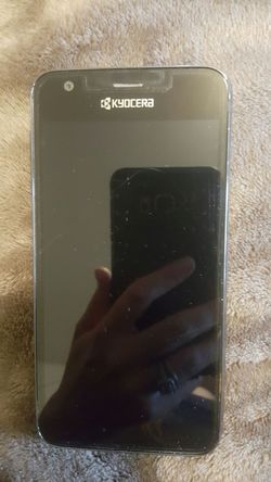 Kyocera Hydro Wave
