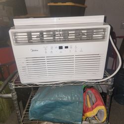 Window AC 8000 BTU
