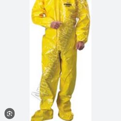 DuPont Tychem BR Environmental Suit