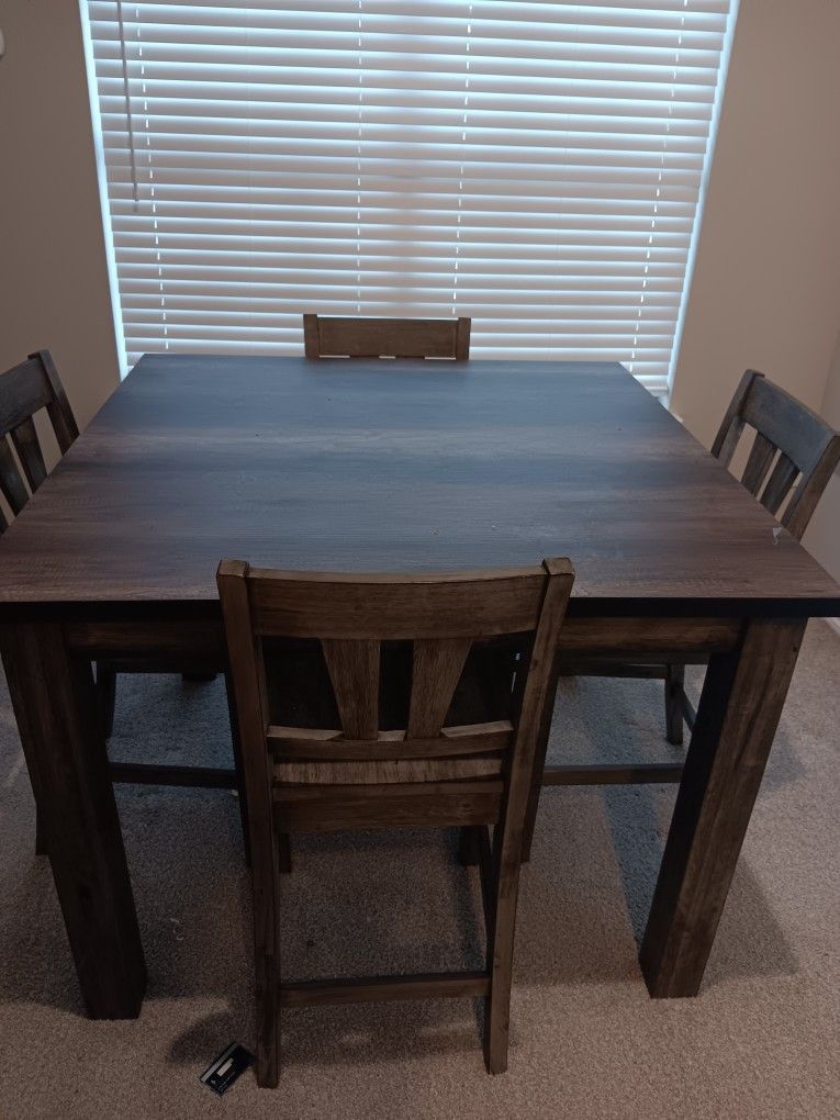 Nice Dining Room Table Set