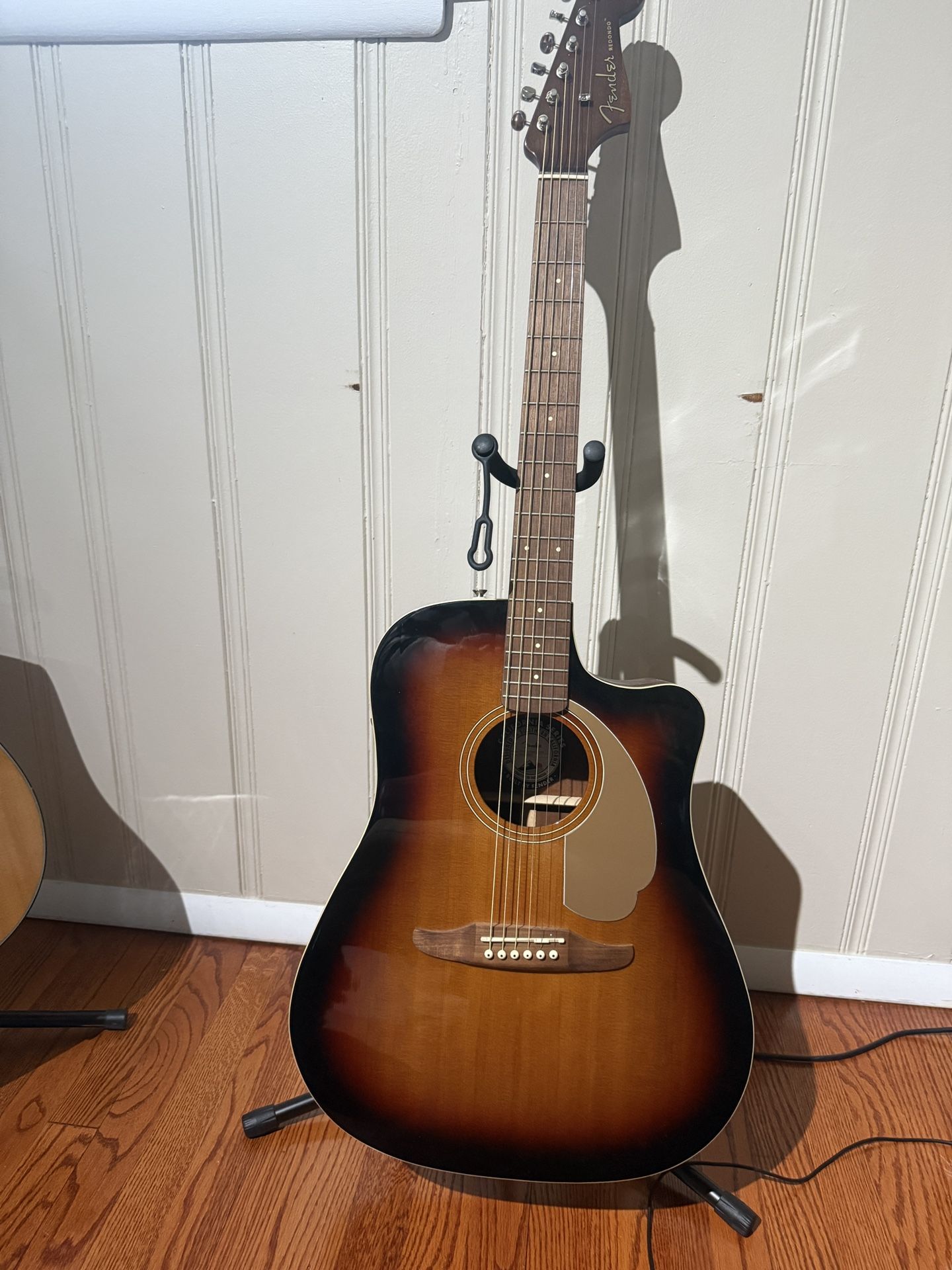 Fender California Redondo Player Acoustic-Electric Guitar Sunburst