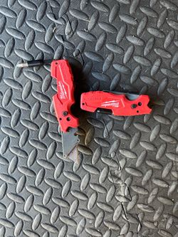 Milwaukee utility knife