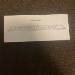 Apple Magic Keyboard 